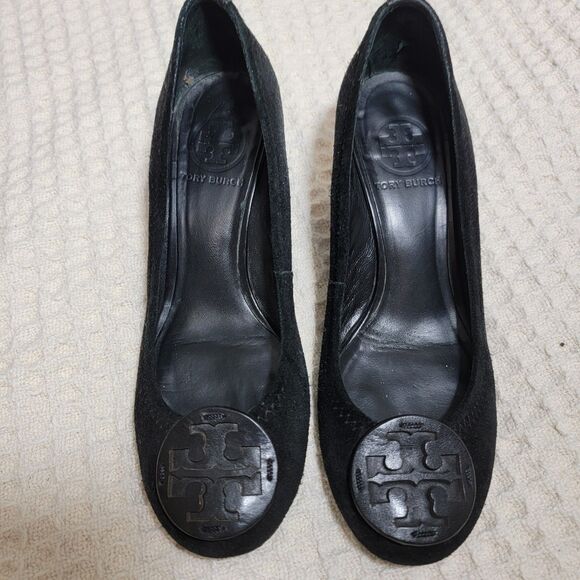 TORY BURCH Sally Black Suede US 6.5M Slip-On Wedge-Heel Logo‎ Pumps Shoes - Picture 2 of 14